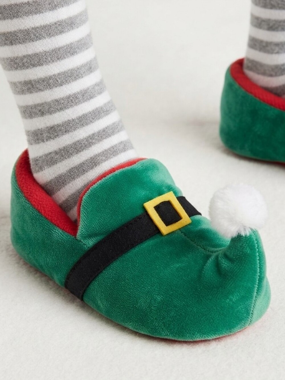 Green Red Elf Slippers Festive Costume Shoes Christmas Holiday Lounge Size 3/4